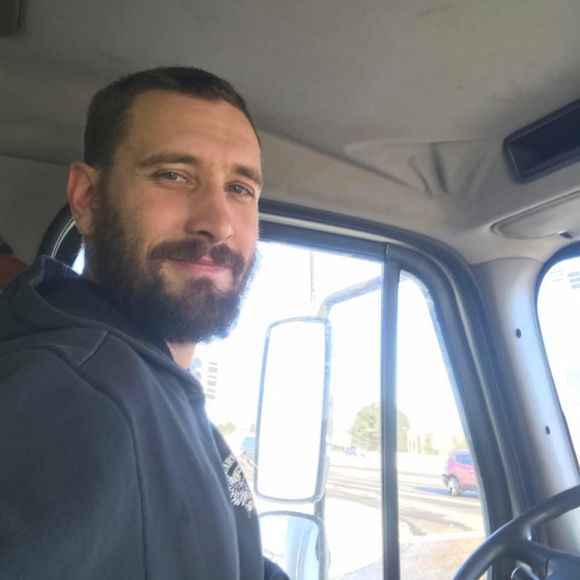 Meet your Posher, Kyle - Picture 1 of 1